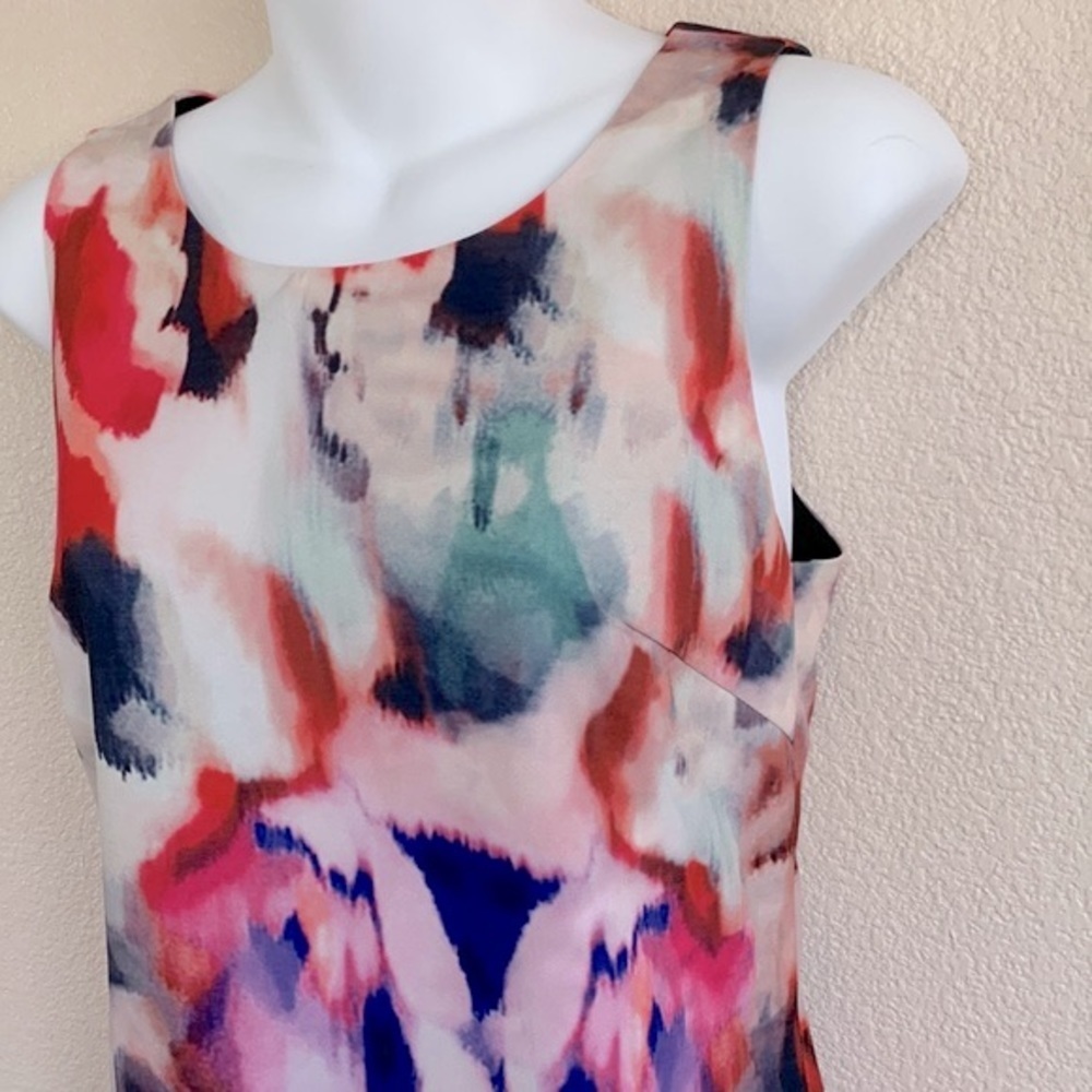Vintage JENN sleeveless dress, sheath, red & purple on cream, back zipper. 40 - Picture 5 of 17